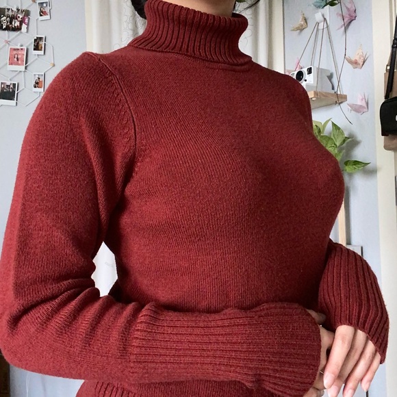 Turtleneck Sweater - Picture 3 of 4